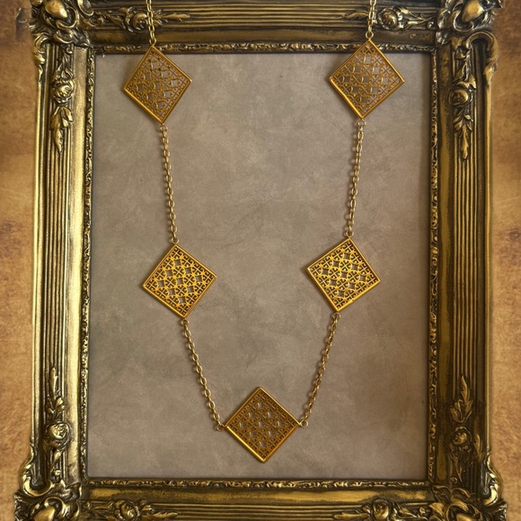 TORY BURCH • Perforated Logo Rotary Necklace - Picture 8 of 8